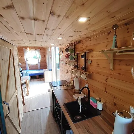 Luxuszelt Slovacka Maringotka *